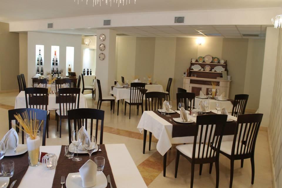 Hotel Agri Resort "Agora" Castelluccio dei Sauri Luaran gambar