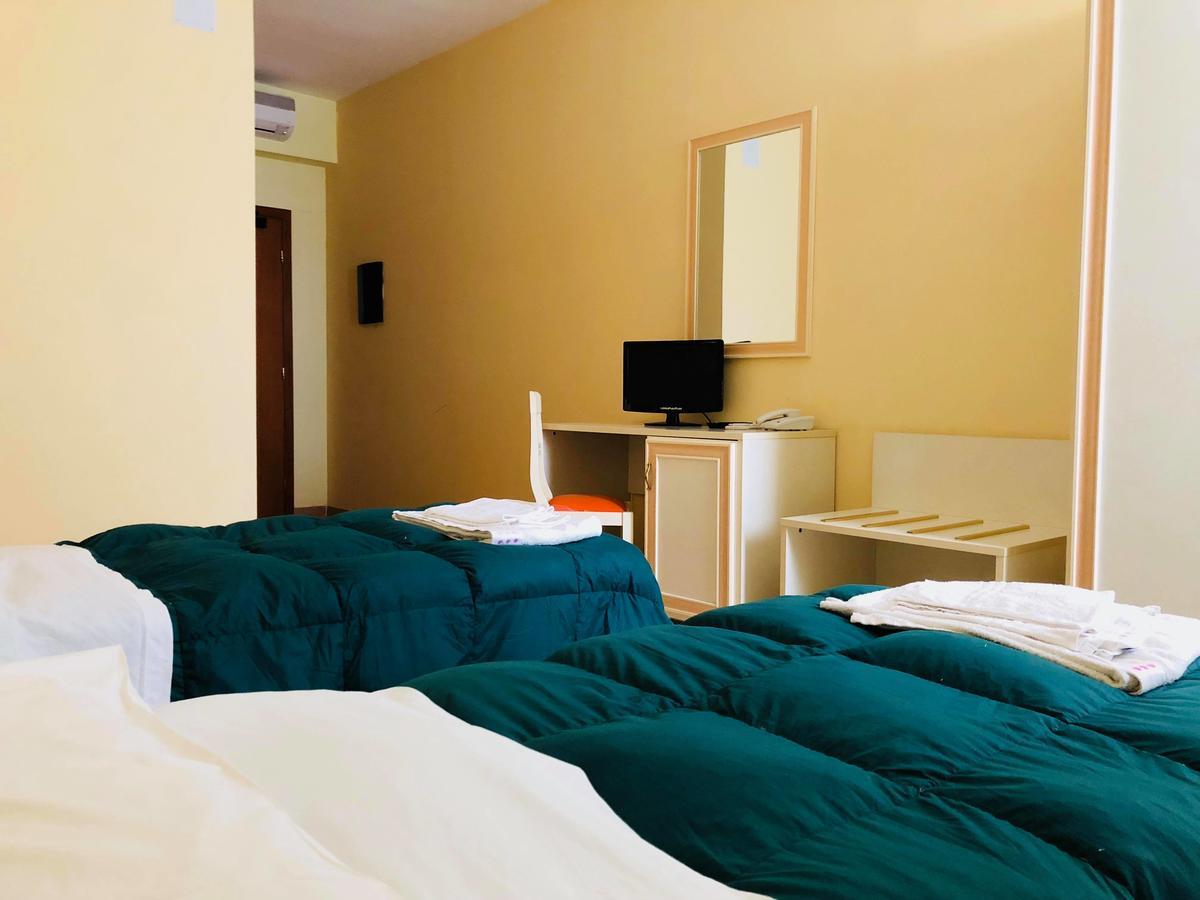 Hotel Agri Resort "Agora" Castelluccio dei Sauri Luaran gambar